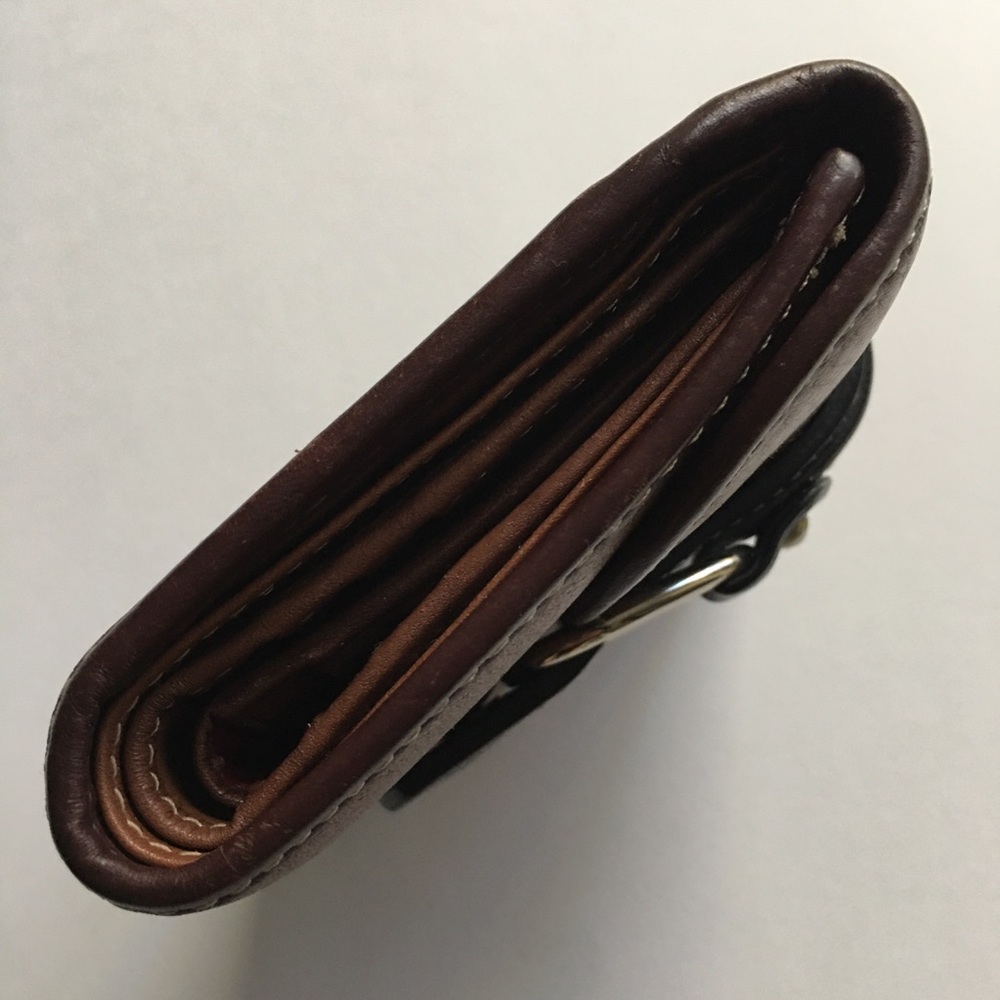 Dooney & Bourke Wallet Pebbled Leather Small Brown Silver Snap Zip 8 Slots - Picture 3 of 10